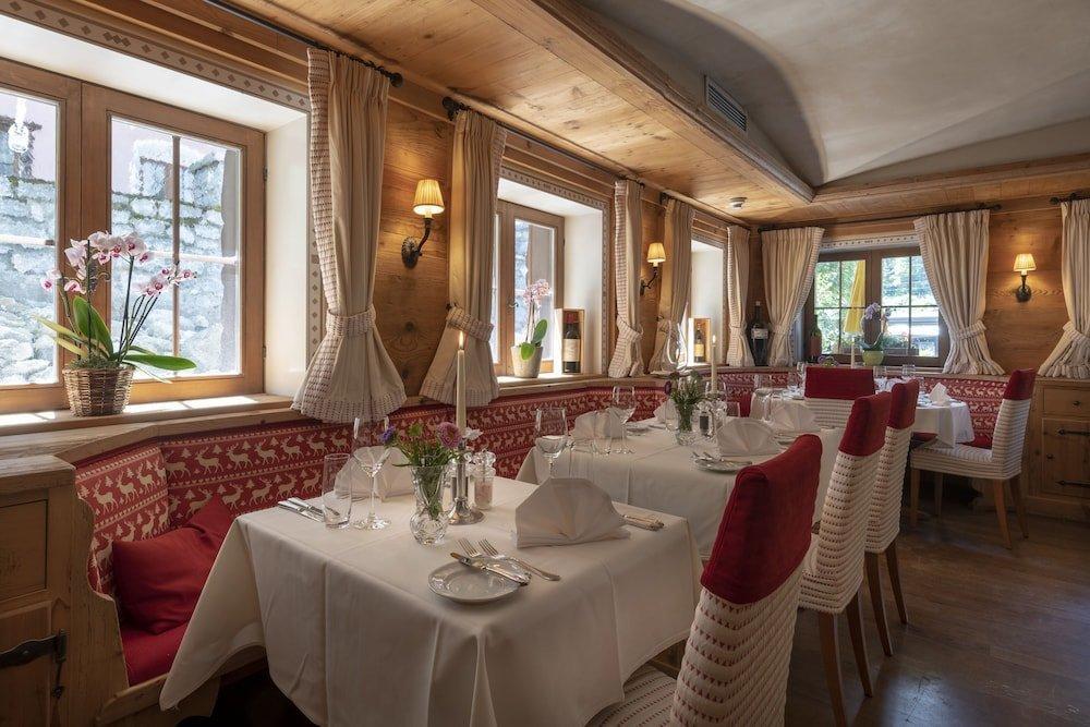 Hotel Alpina クロスタース エクステリア 写真