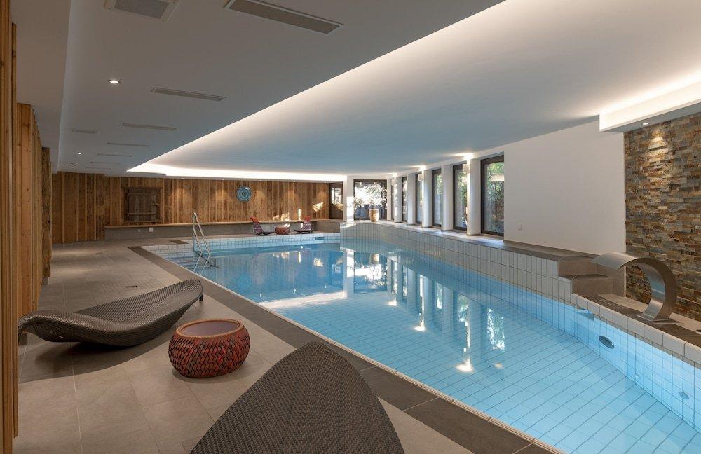 Hotel Alpina クロスタース エクステリア 写真